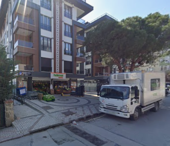 ÇENGELKÖY’DE MARKET KİRACILI SATILIK DÜKKAN VE OFİS